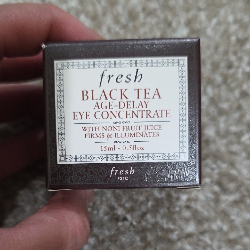 Fresh Black Tea Eye Concentrate - Rich Brown Formula